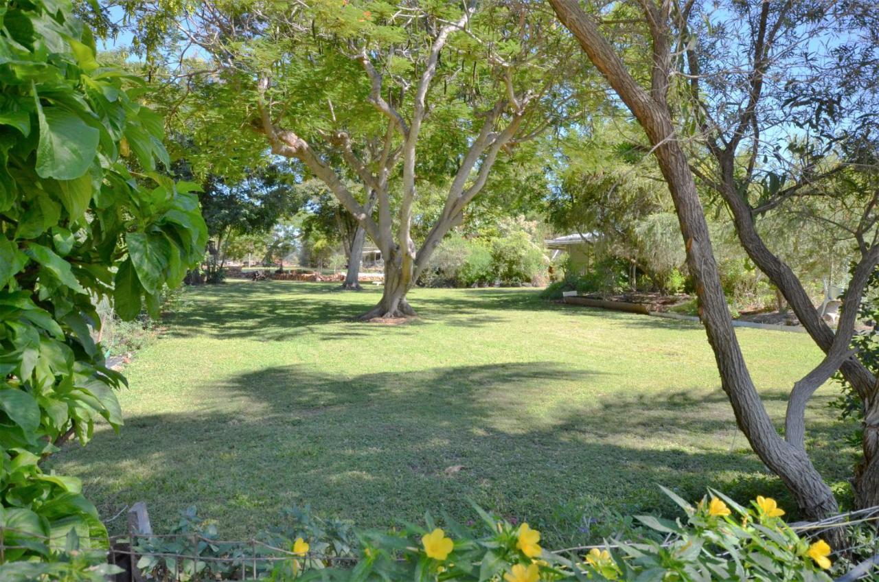 Gold City Motel Charters Towers Exterior photo